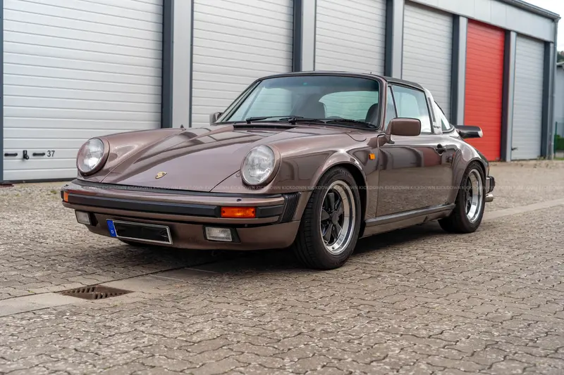 保时捷911 Carrera 3.2 Targa(1984年)