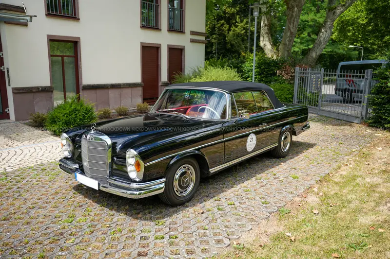 Mercedes Benz 220 SE W111 Cabriolet (1963)