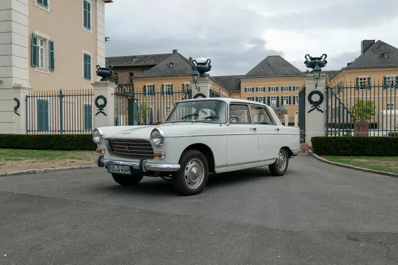 Peugeot 404 (1976)