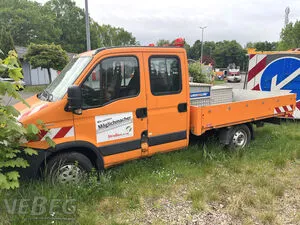 Lkw Iveco Turbo-Daily 35 S 14 D Doppelkabine Pritsche