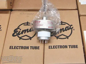 9 HF zesilovacích elektronek Eimac 3CPX1500A7