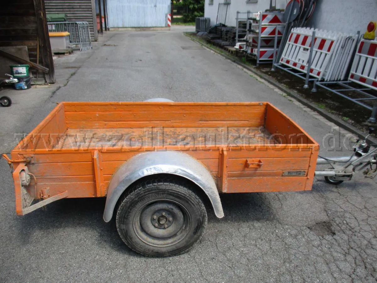 1 Einachsanhänger Lutz Fahrzeugwerk