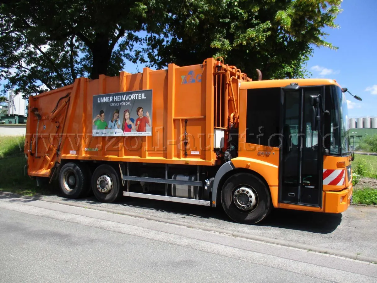 1 Müllauto Mercedes-Benz ECONIC 2633