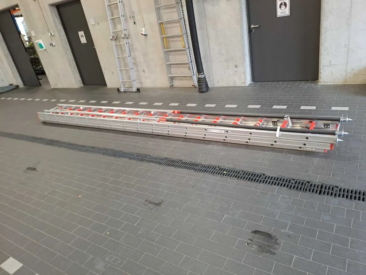 1 uitschuifbare ladder 3-delig van fabrikant Günzburger Steigtechnik