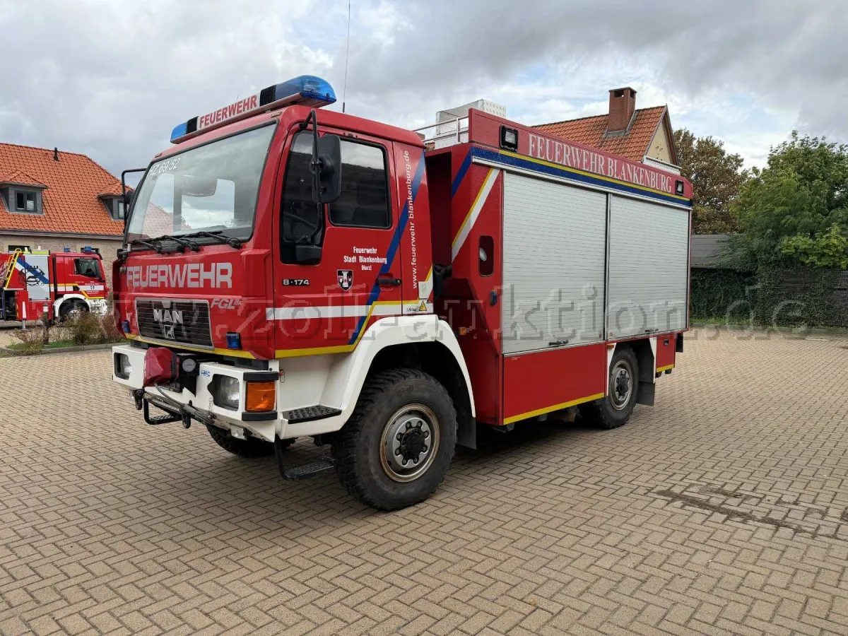 1 camion de secours MAN RW1