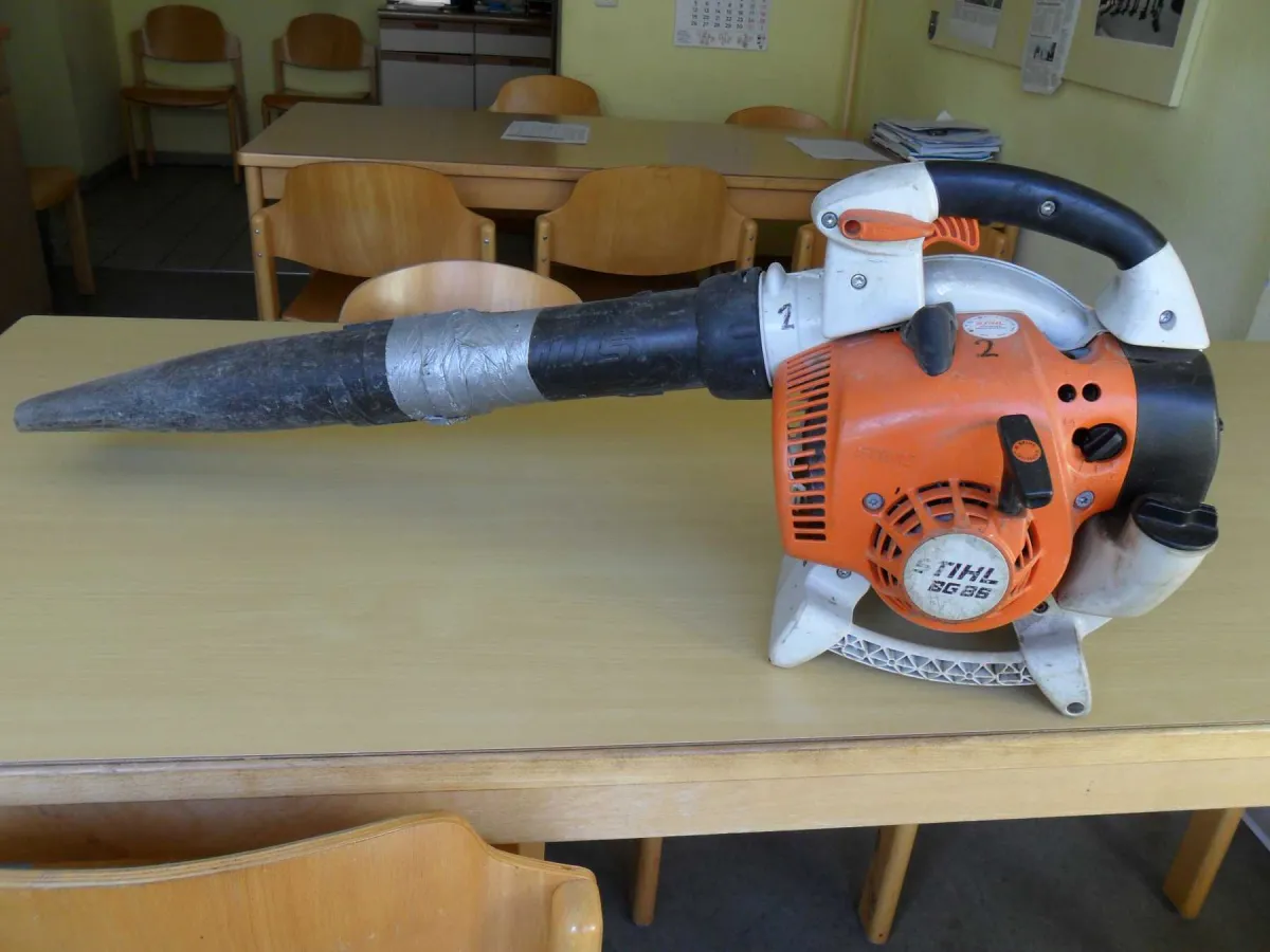 1 dmuchawa spalinowa Stihl BG 86