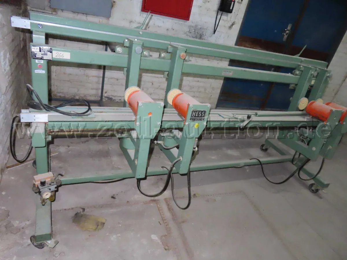 1 presse à bords pneumatique Hess