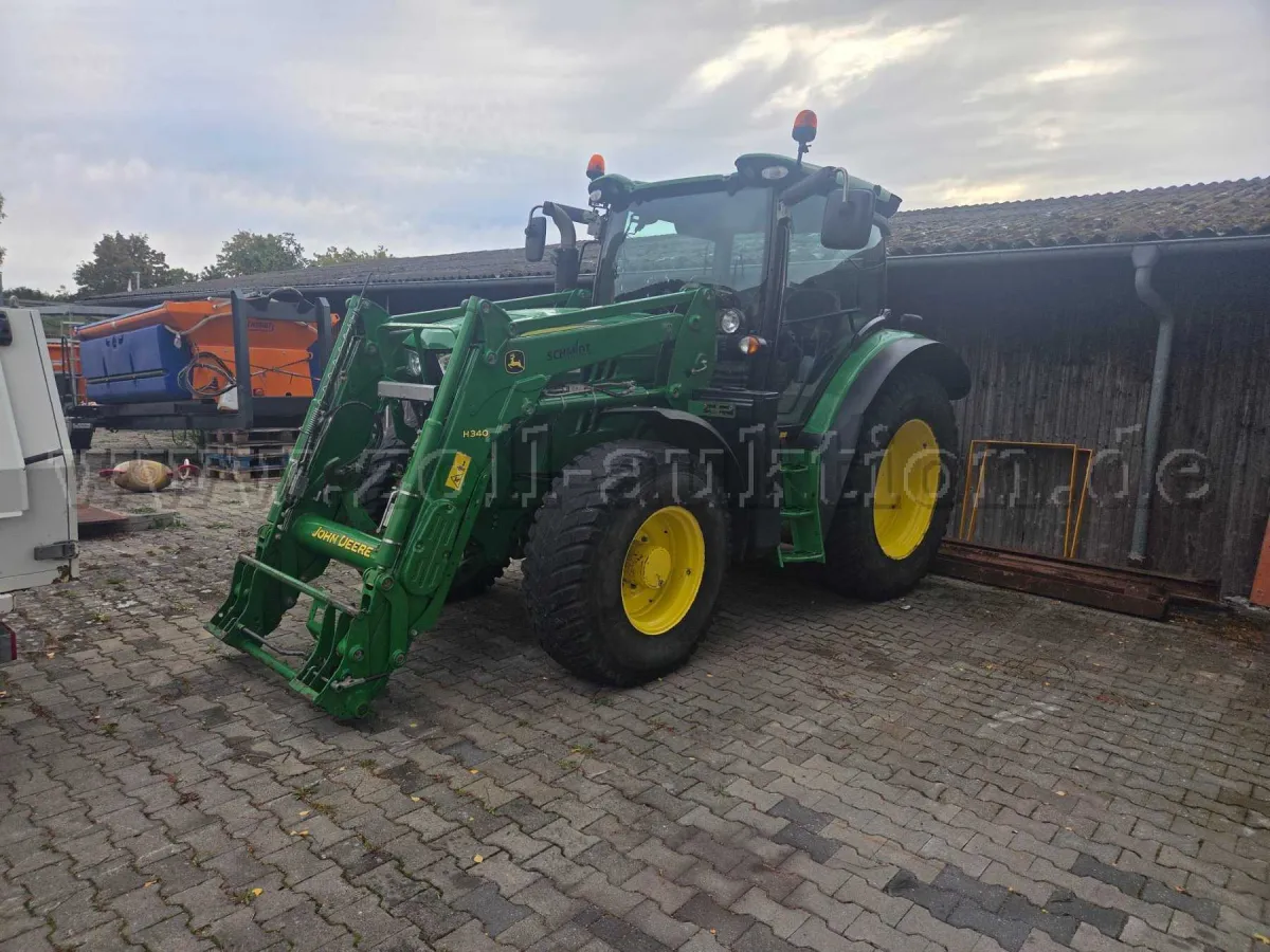 1 John Deere 6115 R