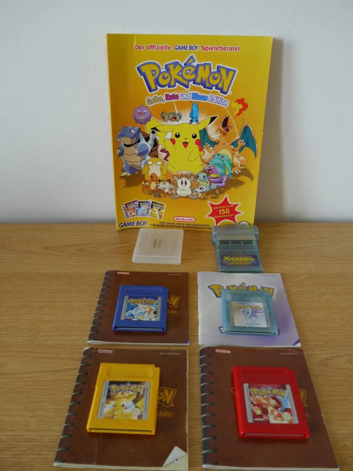 4 Original Pokemon GameBoy Spiele Gelb,Blau,Rot,Kristall Edition, Adapter, Heft