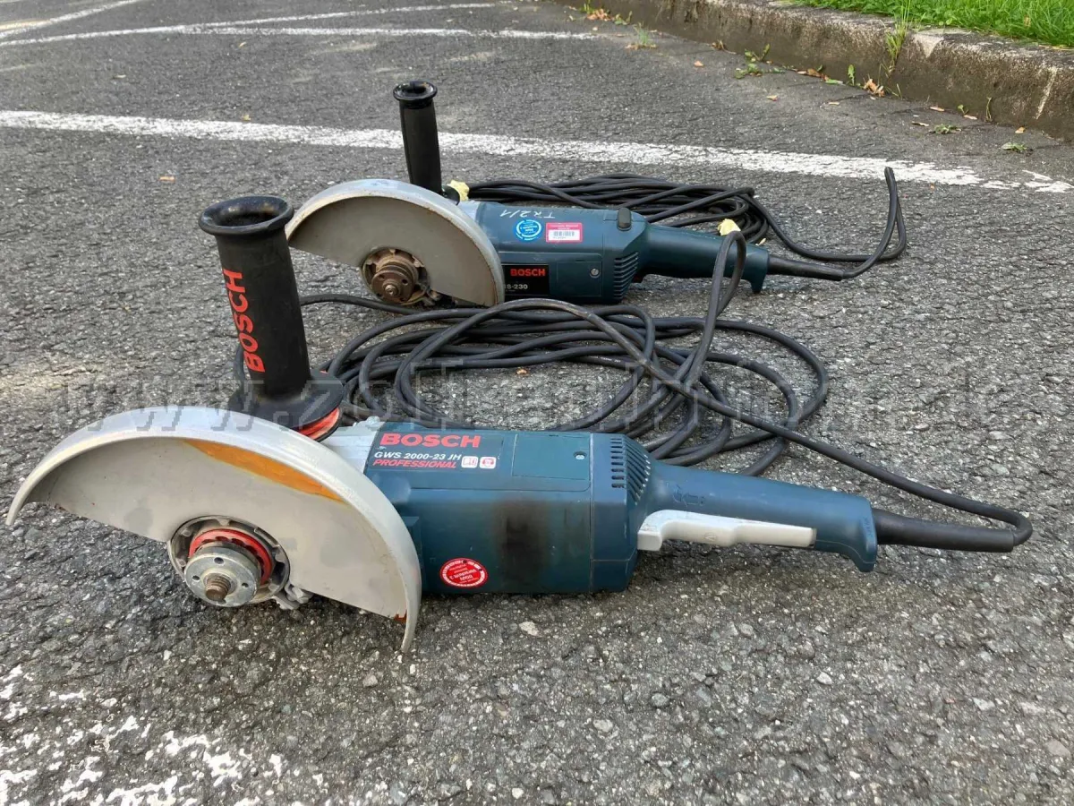 2 Bosch angle grinders GWS 18-230 and GWS 2000-23 JH