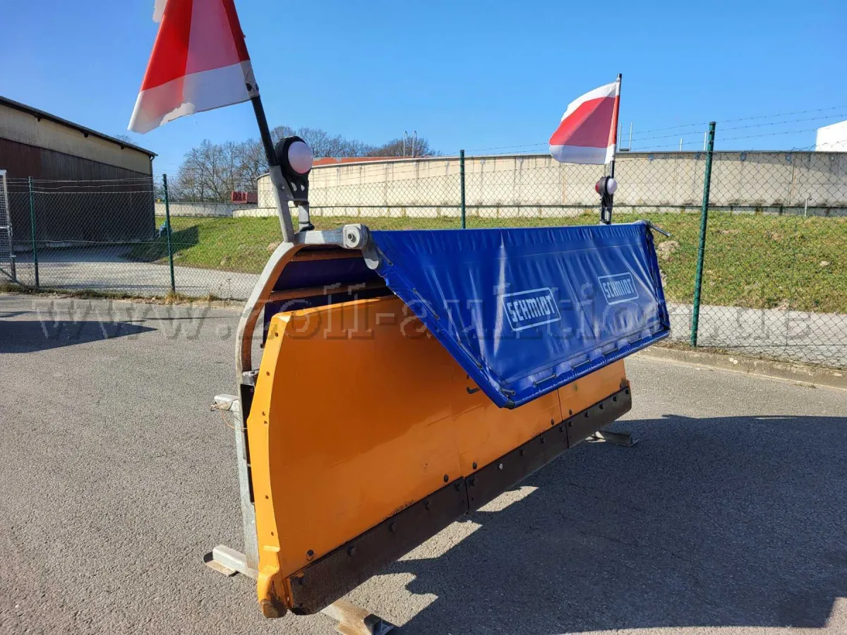1 Schmidt snow plough Cirron SL 27