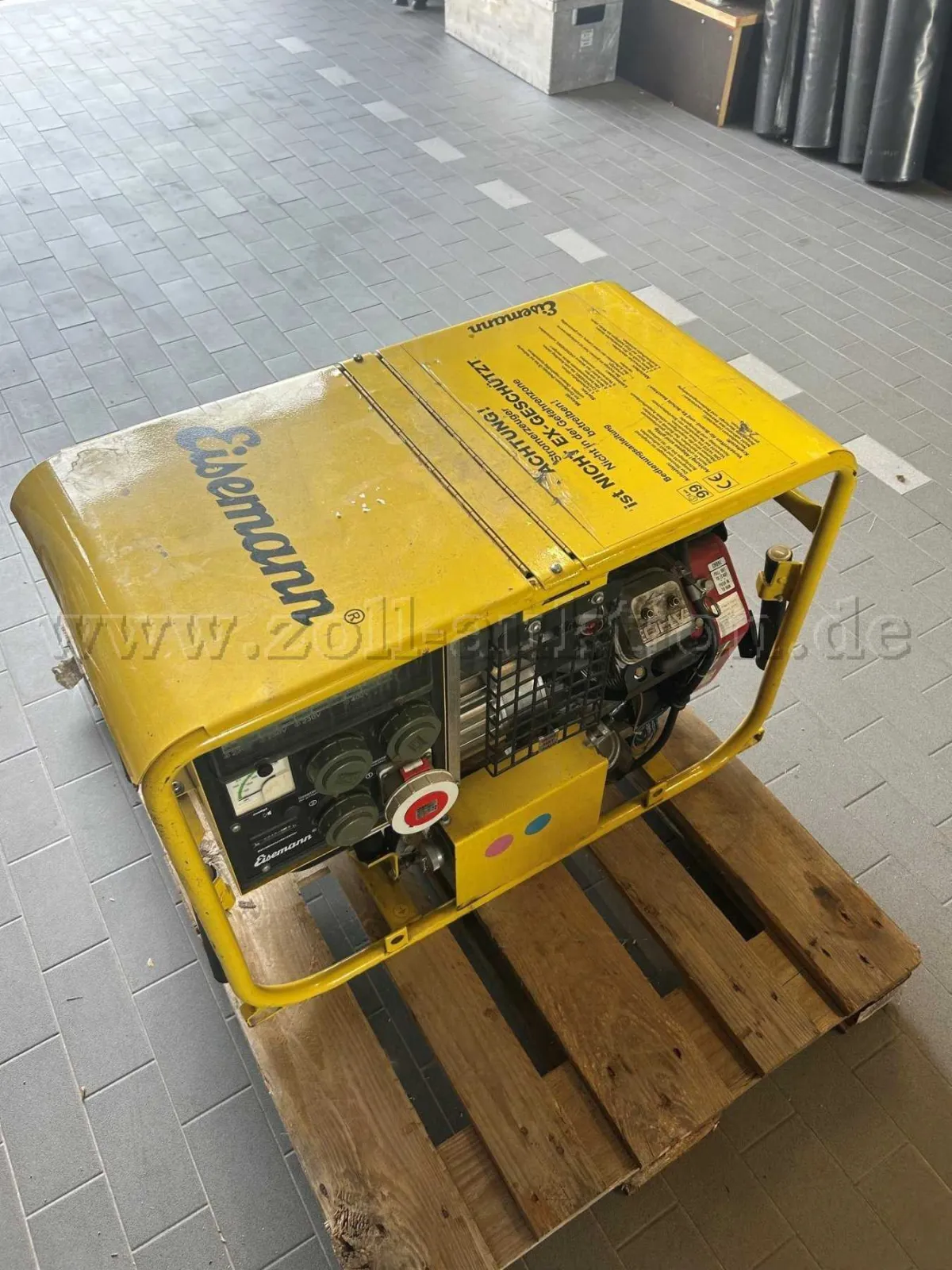 1 Eisemann DIN generator, BSKA 8E, 8kVA