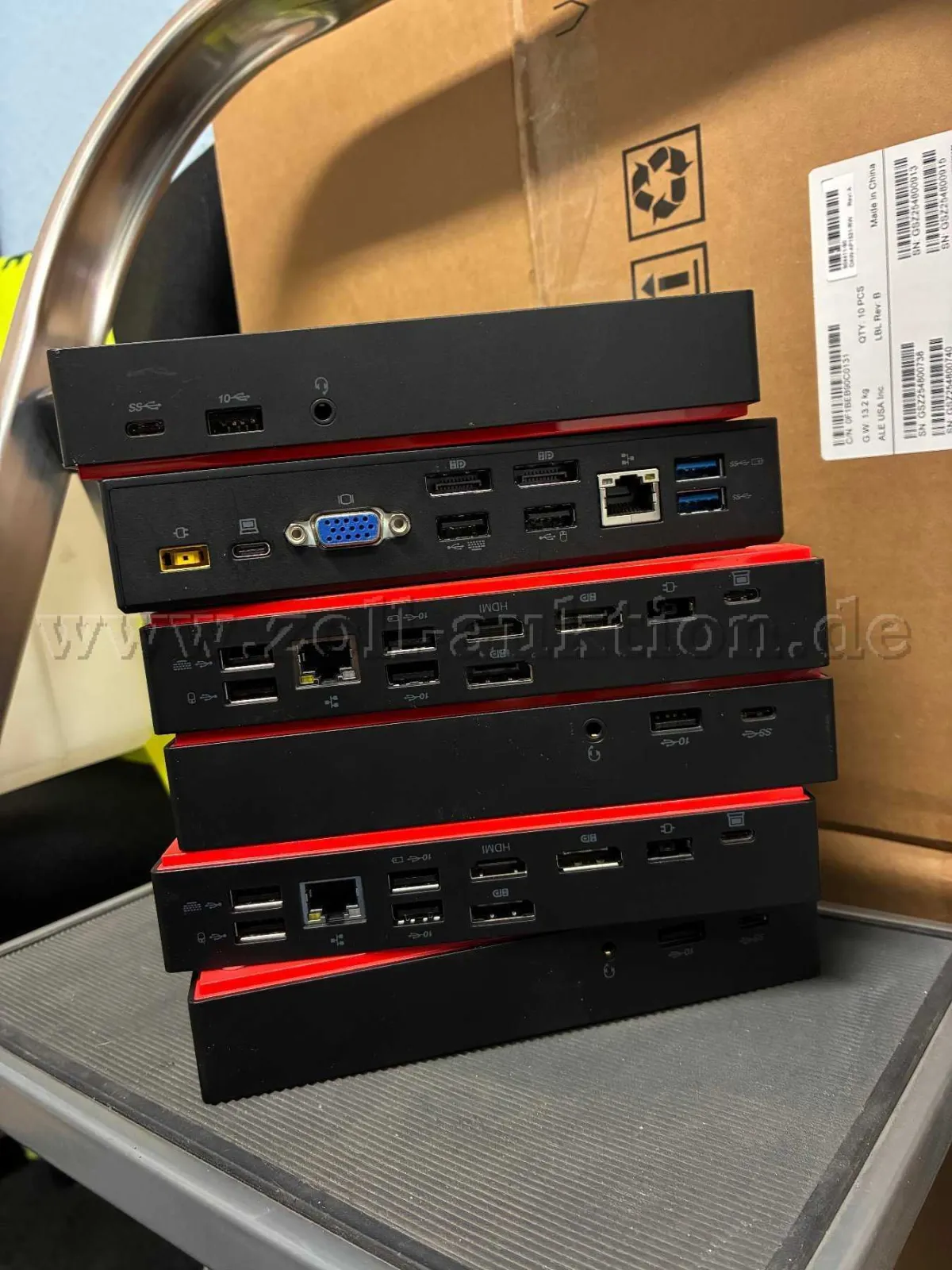 6 Lenovo ThinkPad USB-C Dock Gen2