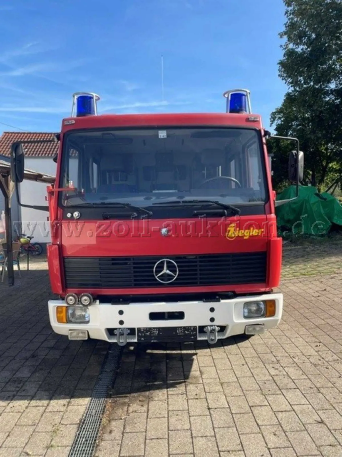 1 Firefighting vehicle LF8/6 Daimler Benz Type 814F with Ziegler body