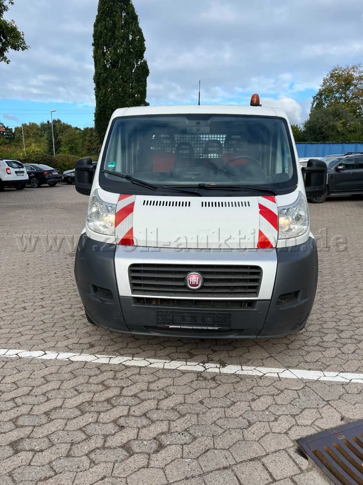 1 Fiat Ducato 250 double cab flatbed