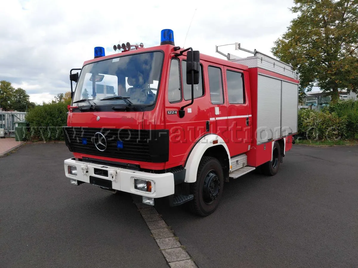 1 Samochód pożarniczy LF 16/12, Mercedes Benz 1224 AF, 4x4