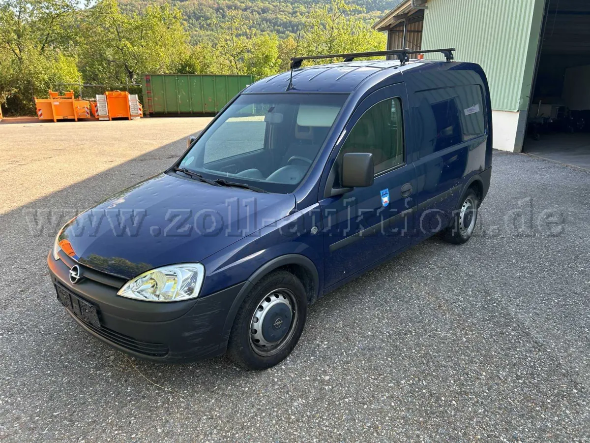 1 Opel Combo C Van