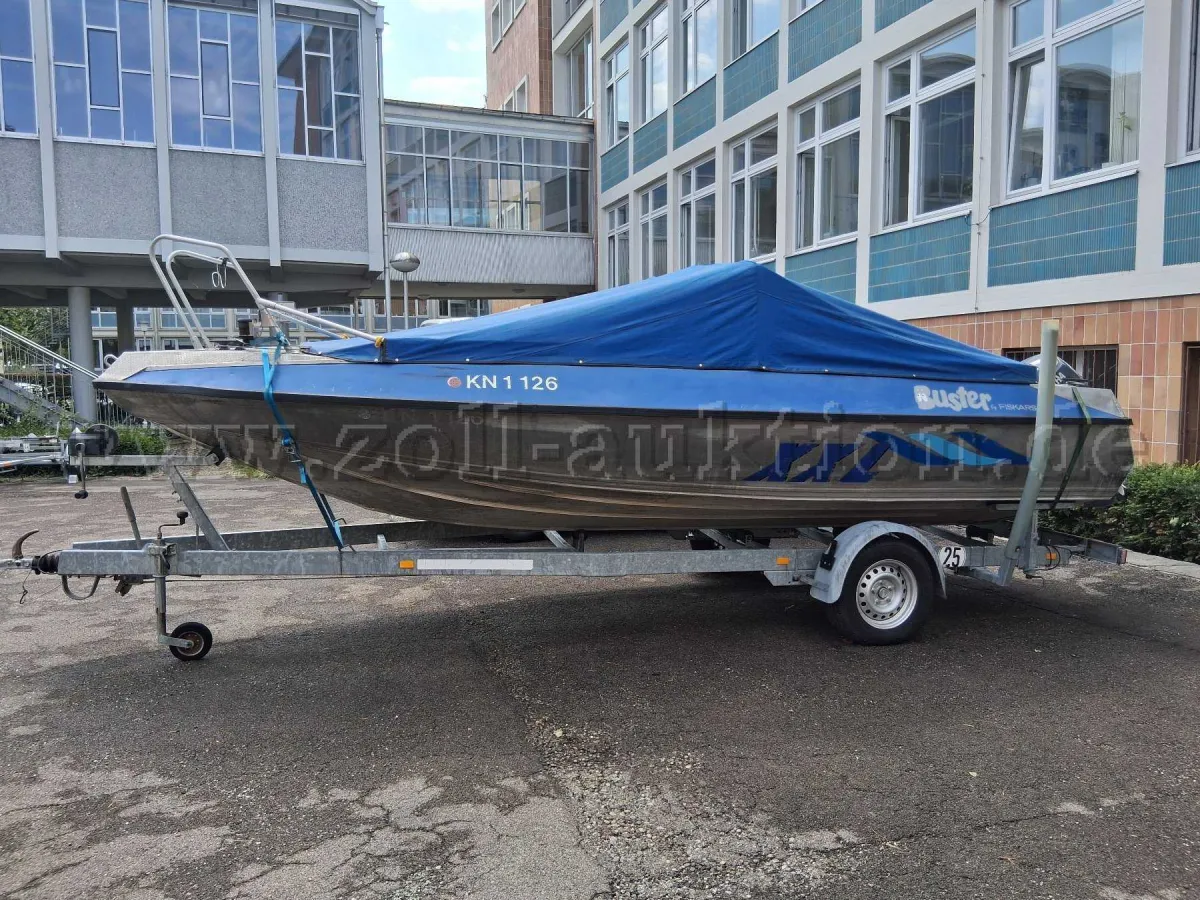 1 Motorboot Buster XXL by Fiskars, inklusive Trailer