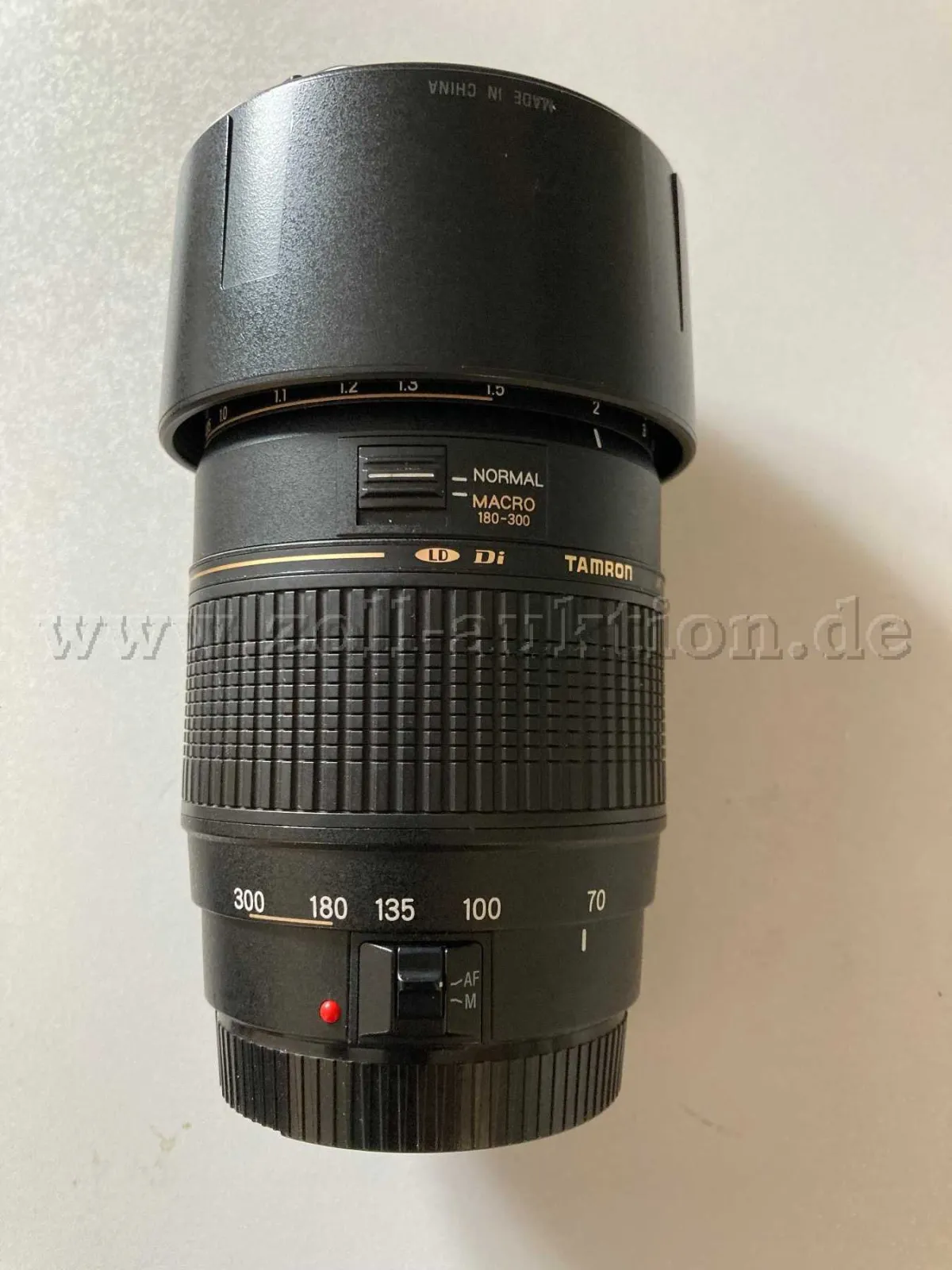 1 Objektiv Tamron 70-300mm