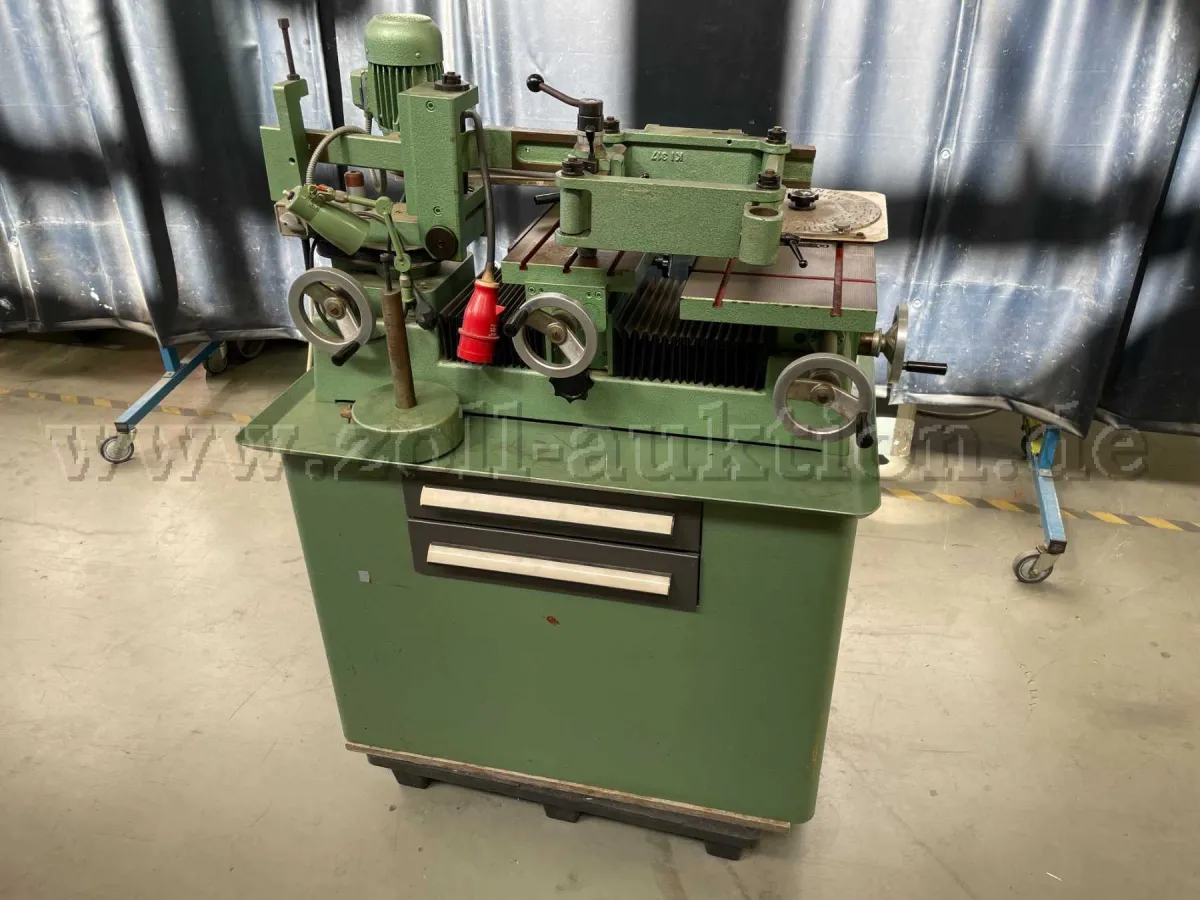 1 KIRBA LH 212 graveerfreesmachine