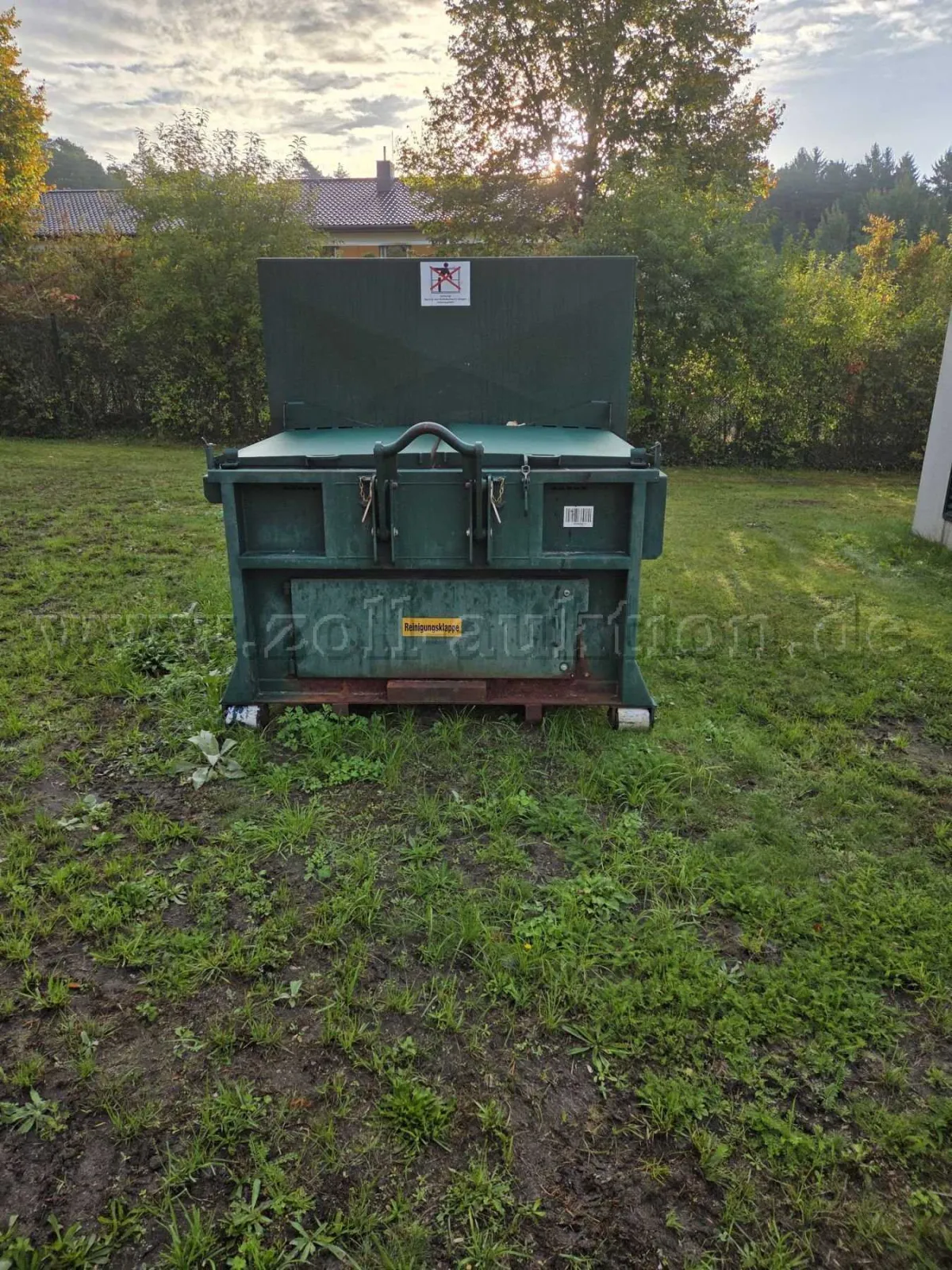 1 PRESTO Selbstpresscontainer Typ HG 16R / Teileträger / defekt