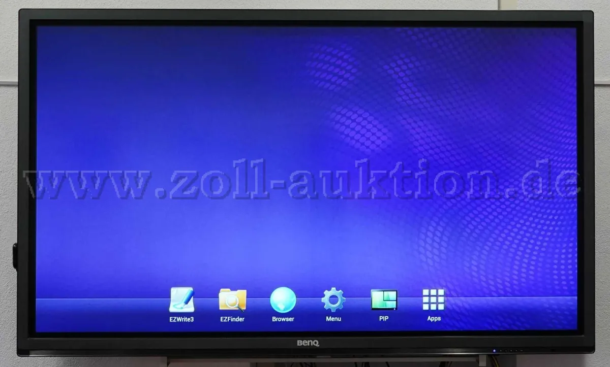 1 BenQ 84" / screen diagonal 213.36 cm, UHD LED display, multitouch