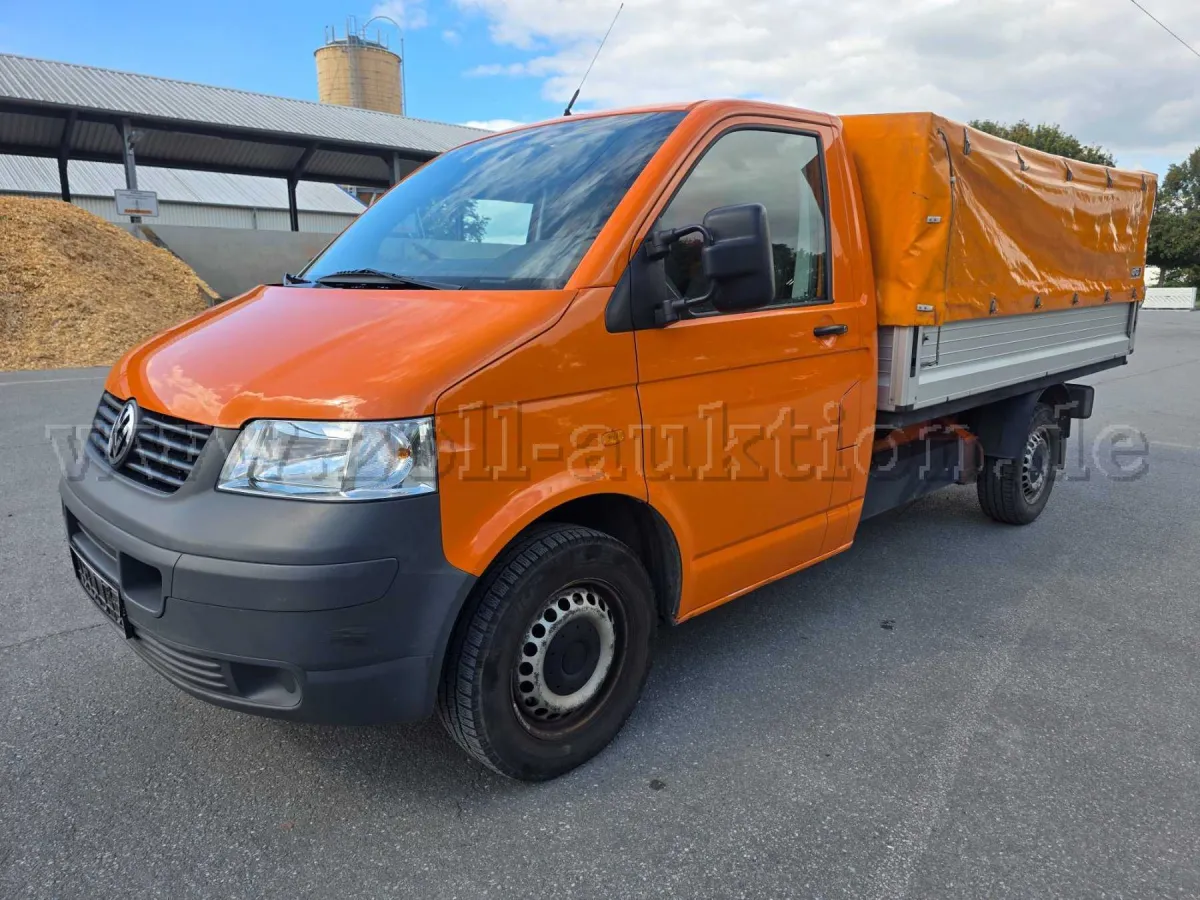 1 VW T5 Transporter, 75KW, 2800Kg, Pritsche mit Planenaufbau, AHK