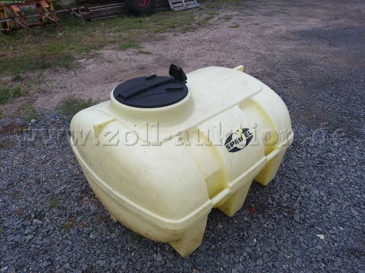 1 unbenutzter Wassertank 1000 l
