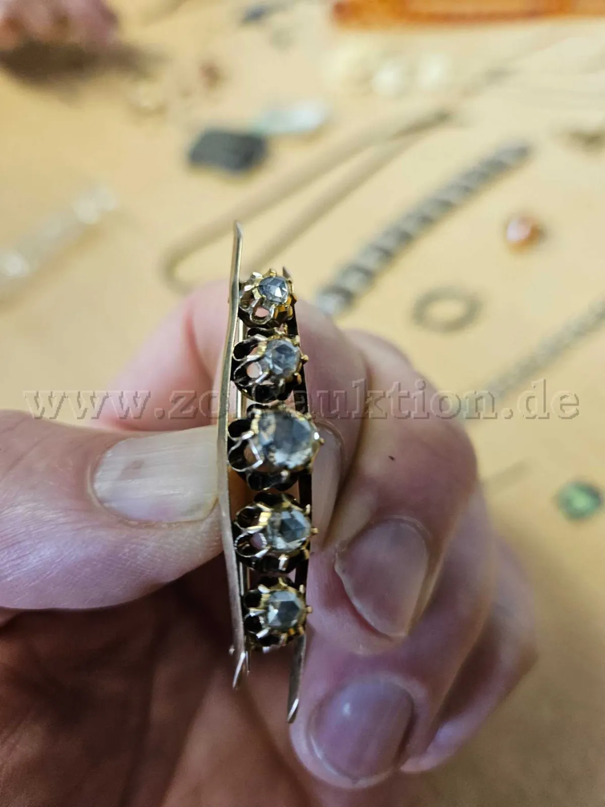 1 Brosche Gold 585er mit Diamanten