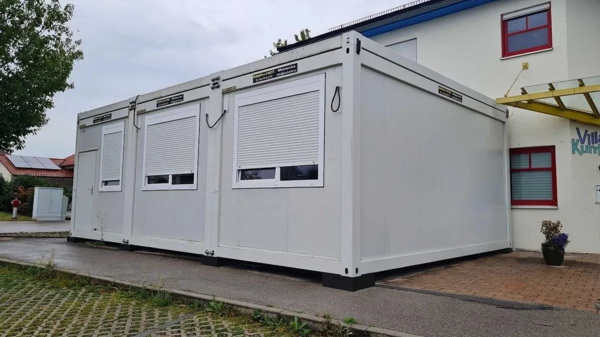 1 EBERHARDT – Room module type EURO 100 - KIGA container system with three modules