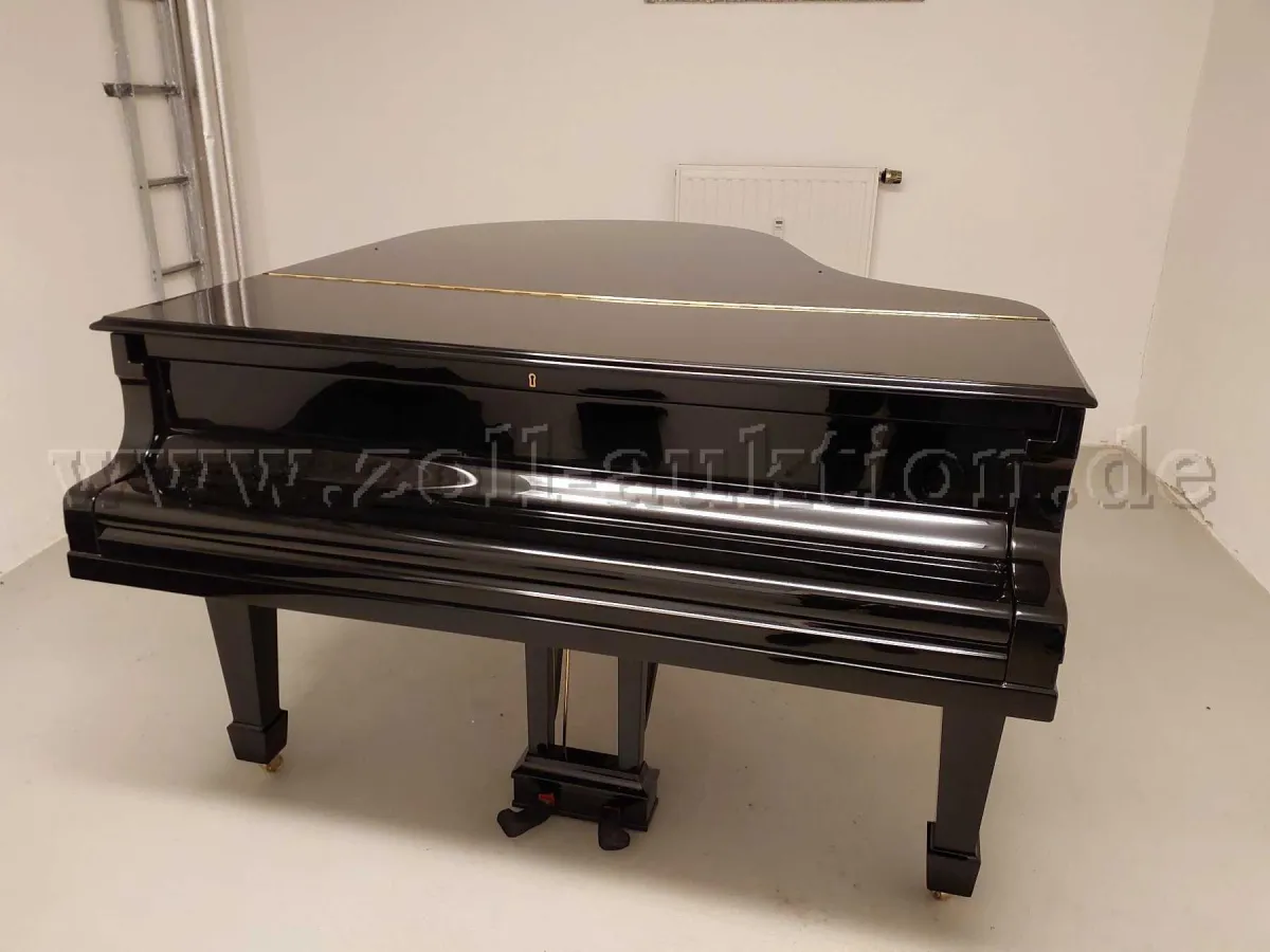 1 Piano à queue Steinway & Sons Modèle 0 (année 1925)
