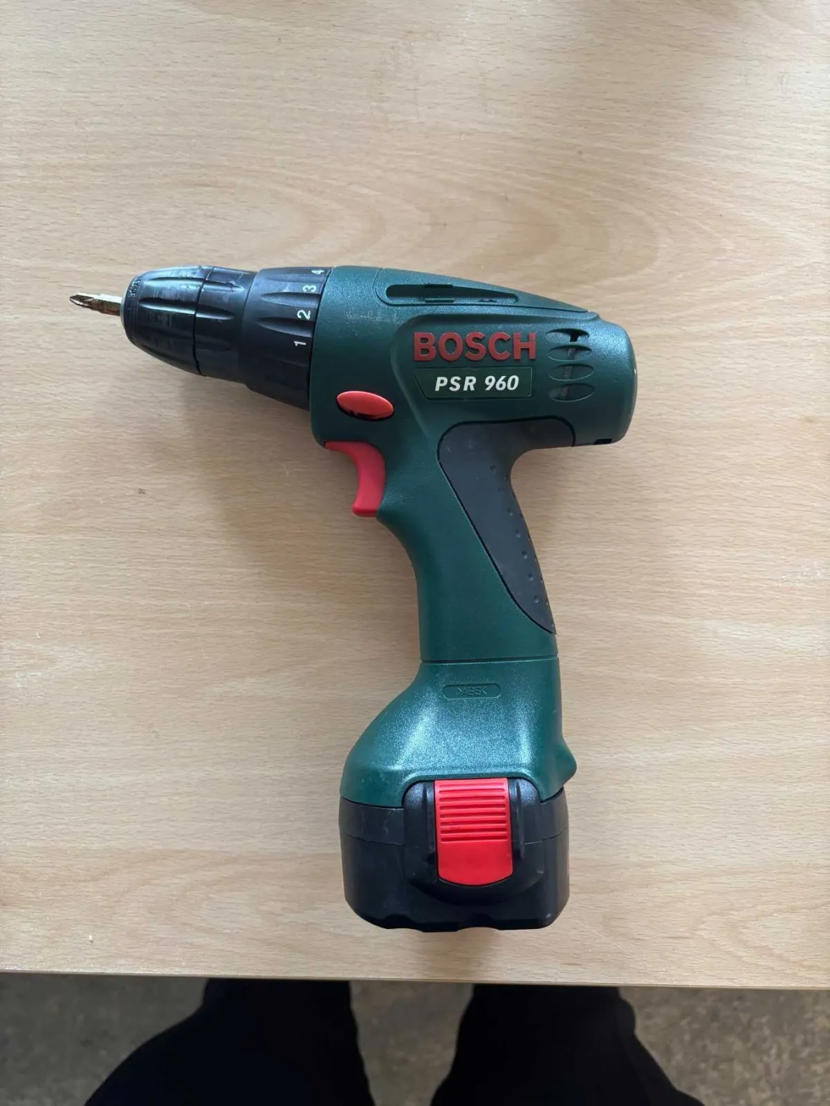 1 original Bosch Akkuschrauber inkl. Akku; gebraucht