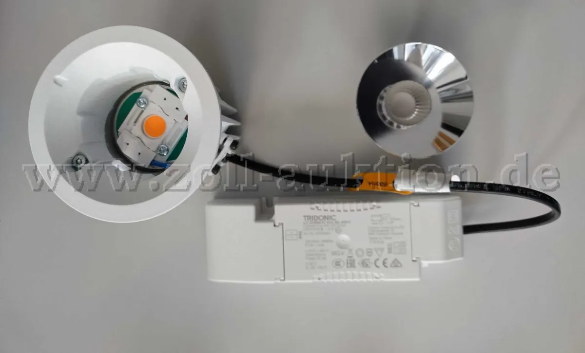 10 Zumtobel LED-Deckeneinbauleuchten