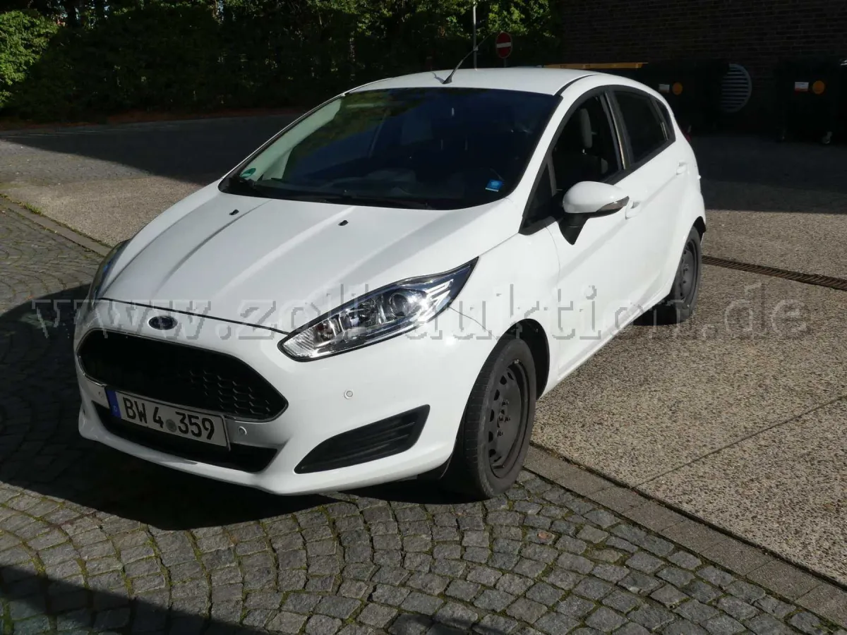 1 Ford Fiesta 1.0 Trend - BW4-359