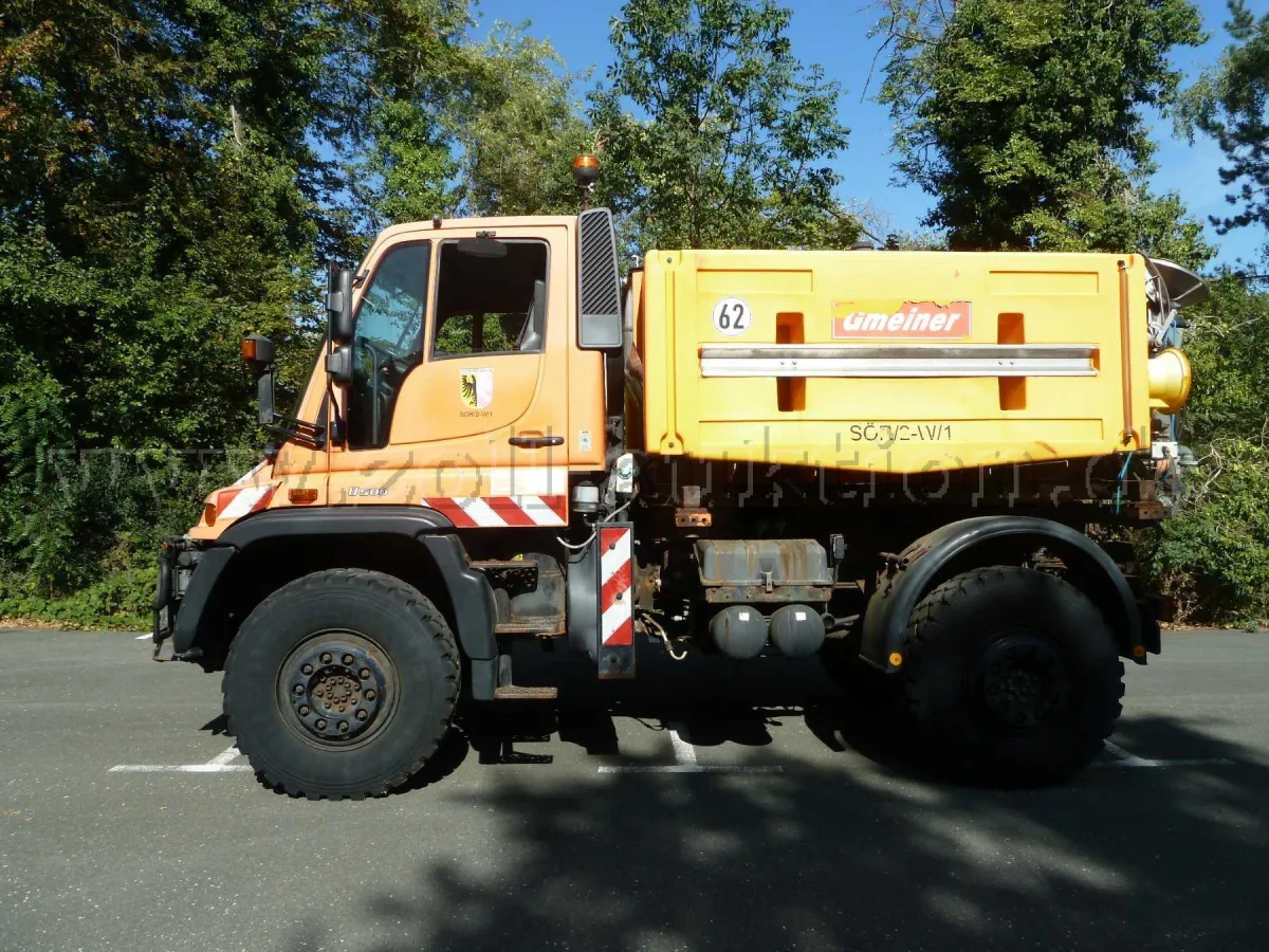 1 Mercedes-Benz Unimog U500