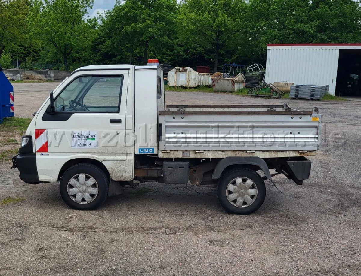 1 Piaggio Porter S90 utilitaire benne véhicule à réparer