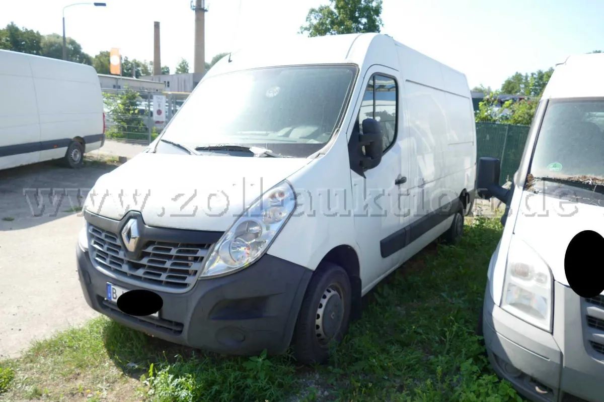1 Renault Master Kasten / Schadevoertuig & opknapper