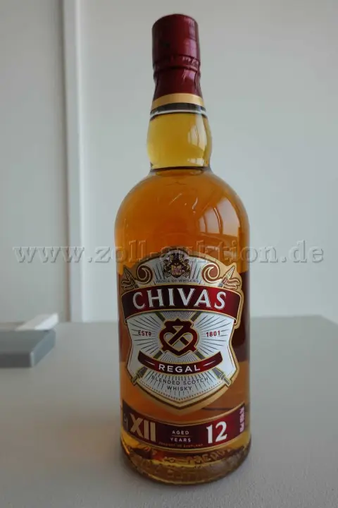 1 bouteille "Chivas Regal" 12 ans, 1 litre, 40 % vol. Alc.