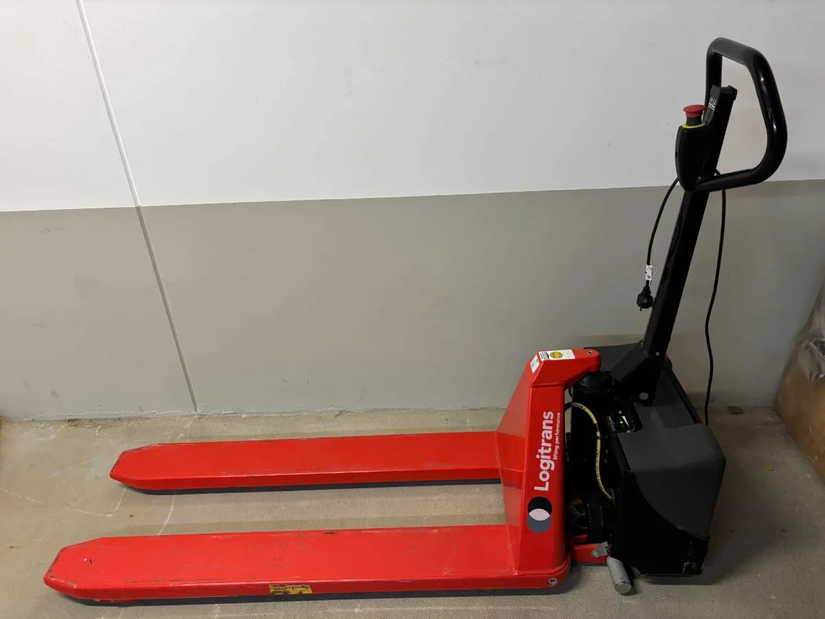 1 transpalette à ciseaux Logitrans EHL 1004