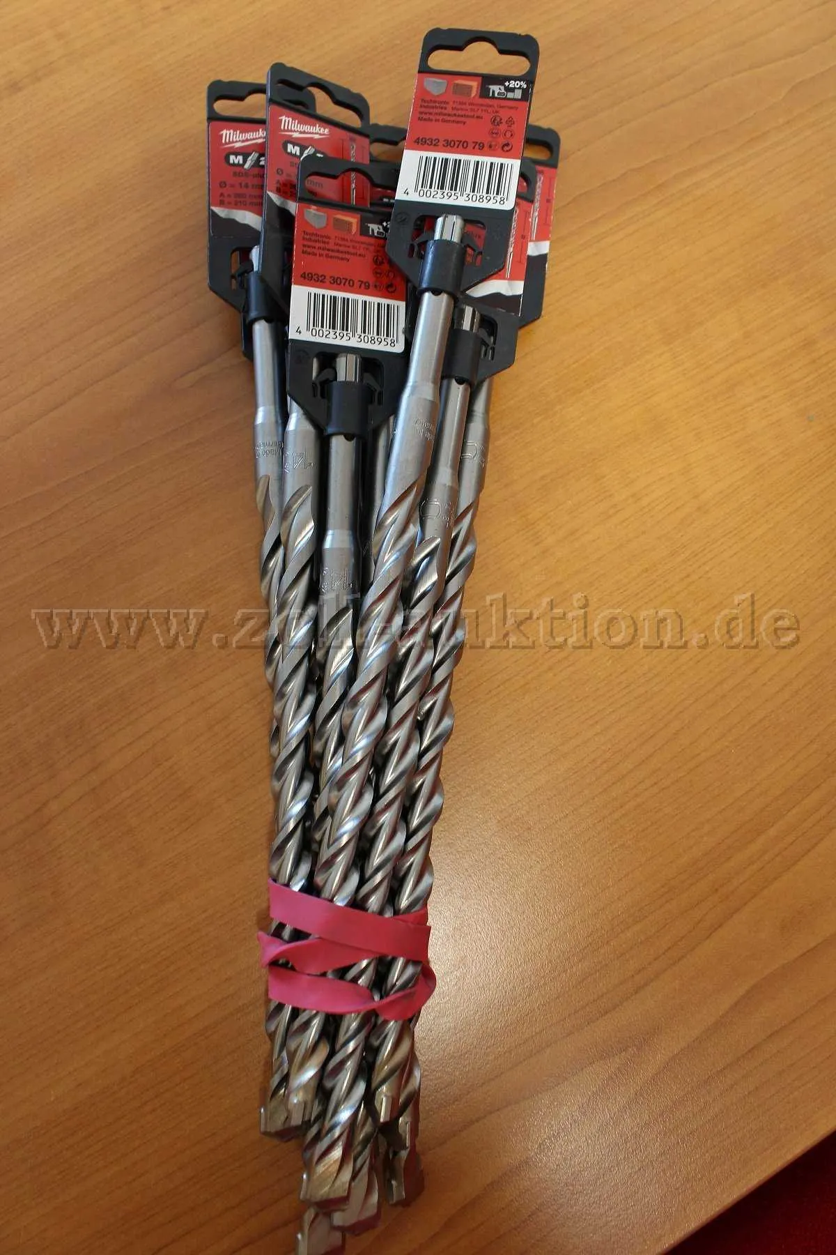10 Milwaukee Hammerbohrer-M2-SDS-plus 14mm-210x260mm