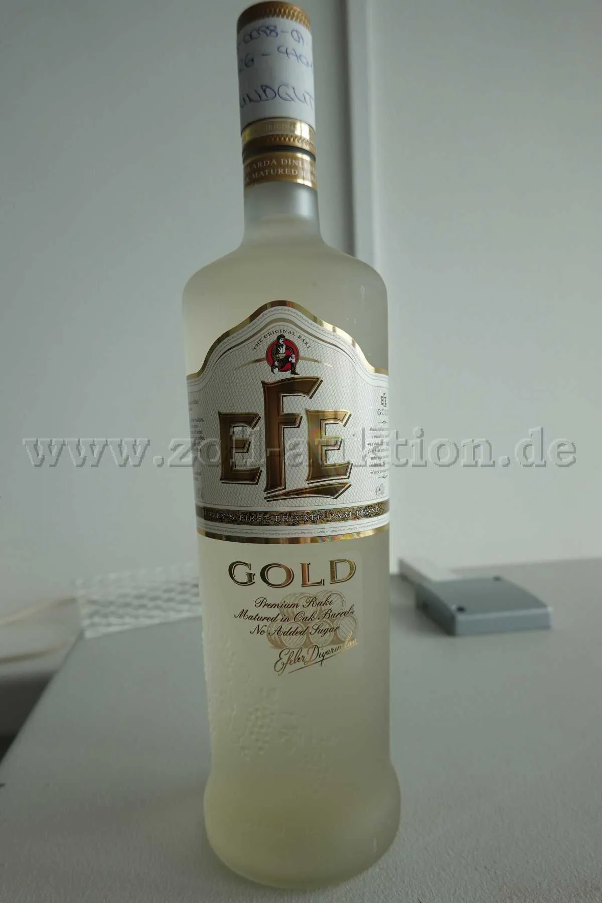 1 butelka (1 litr) EFE Raki Gold 45% obj.