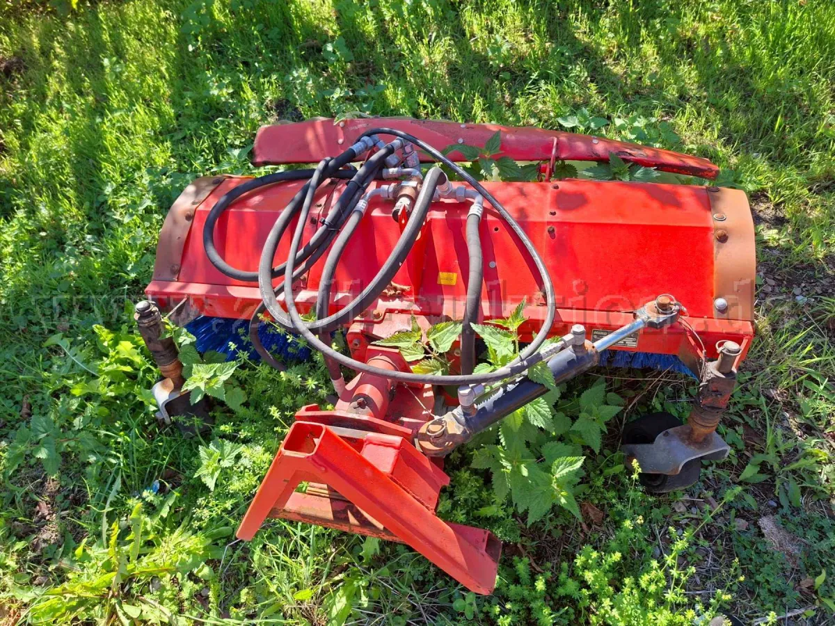 1 Frontkehrmaschine, Hako, defekt