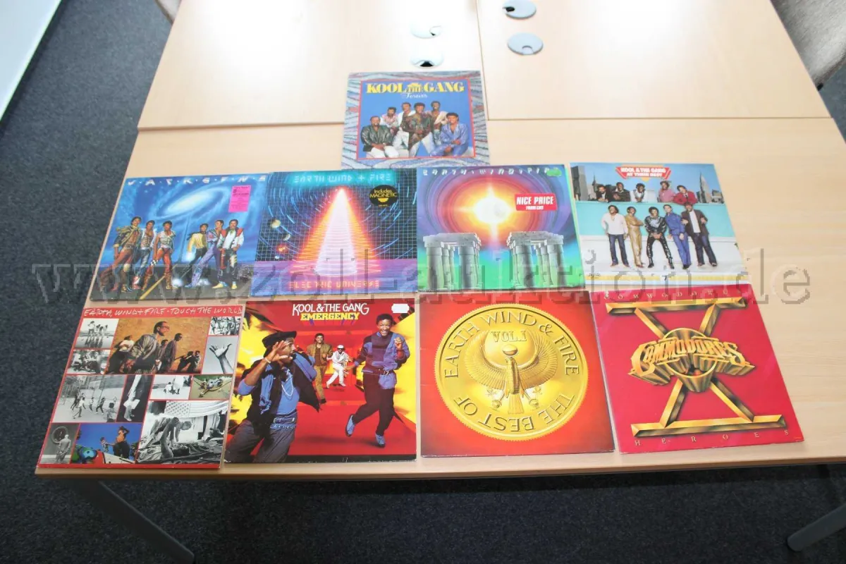 1 lot de 9 disques vinyles