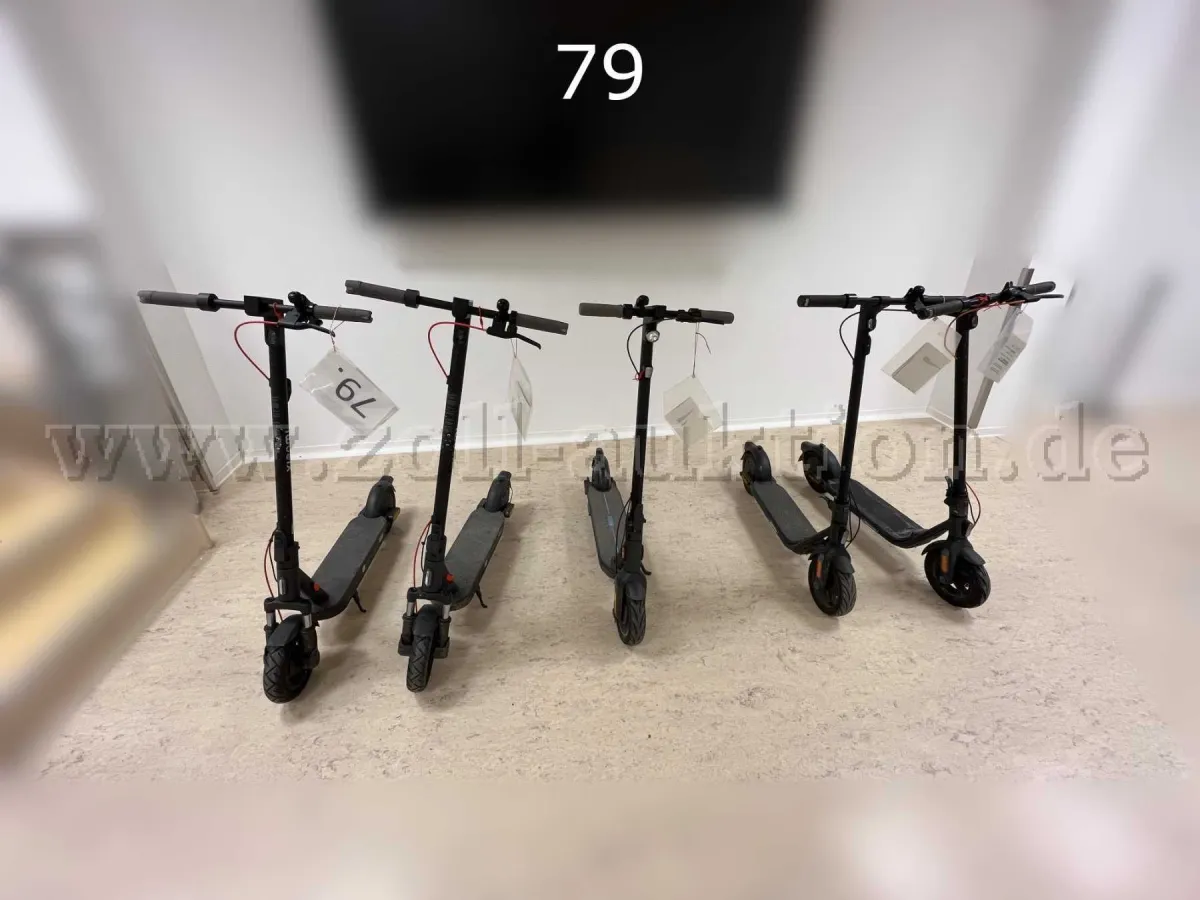 5 E-Scooter im Konvolut, verschiedene Marken