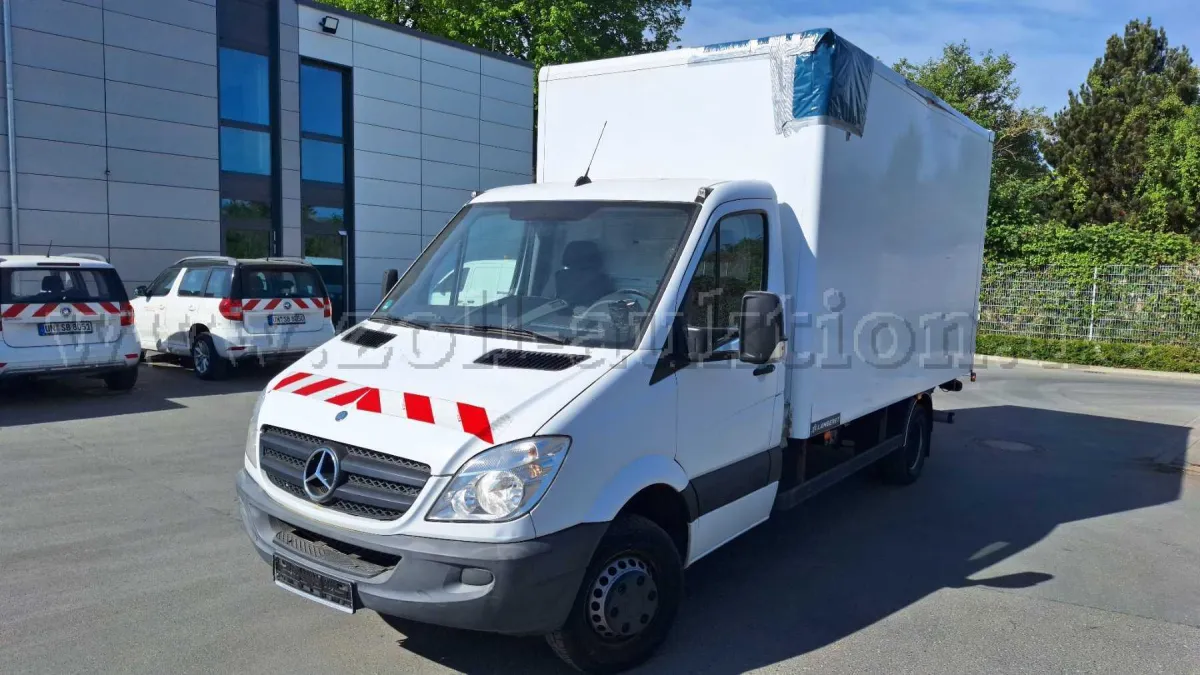 1 Daimler 516 CDI Sprinter Koffer, LBW, mit Unfallschaden