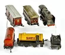 Bub, Bing, locomotief met tender en 3 wagons