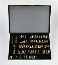 Ensemble de figurines en étain, représentations historiques