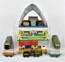 Lot de trains, accessoires de chemin de fer, etc.