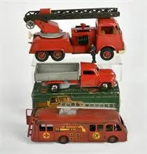 Distler, camion & 2x pompiers