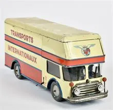 Joustra, Bus "Transports Internationaux"